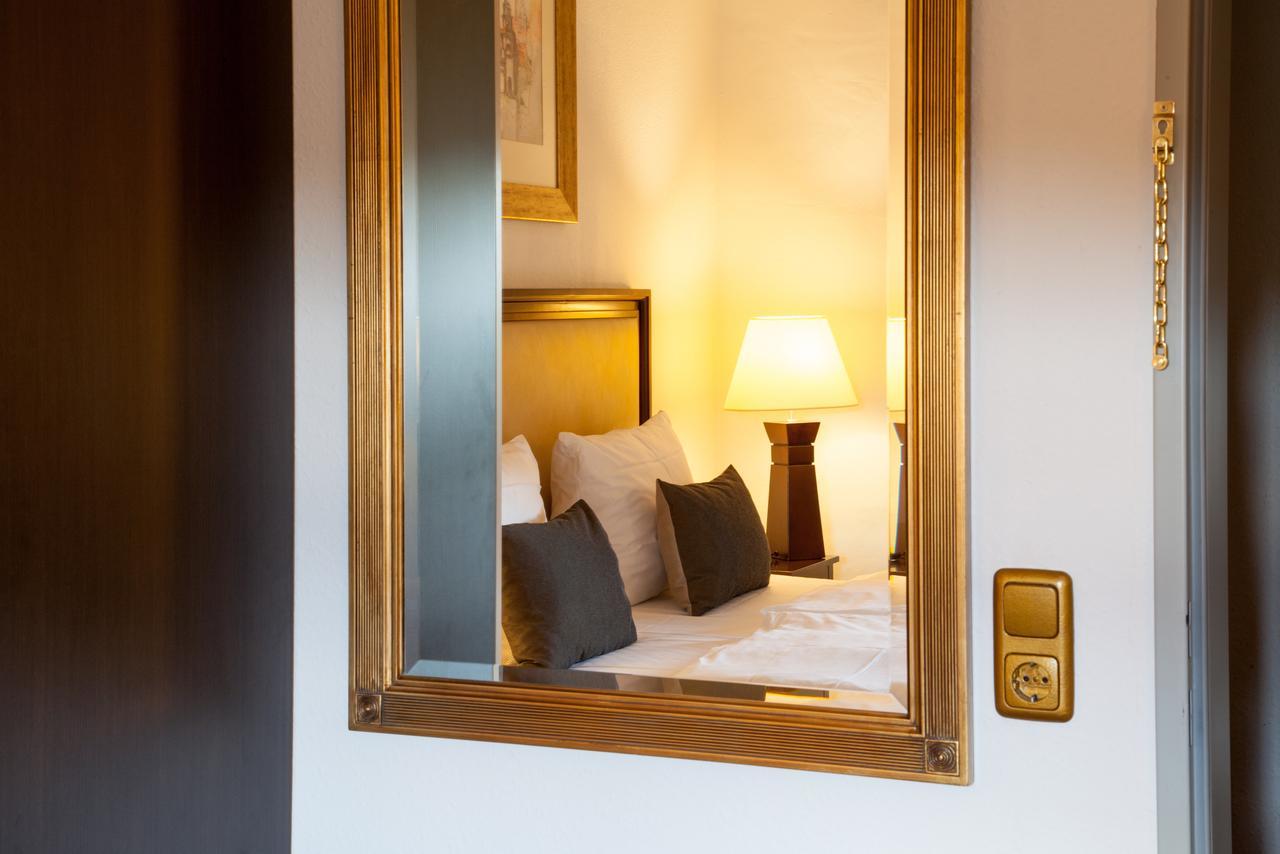 Burghotel Bad Belzig בלציג מראה חיצוני תמונה