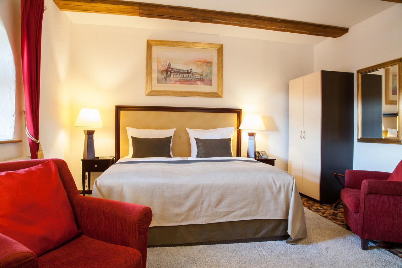Burghotel Bad Belzig בלציג מראה חיצוני תמונה